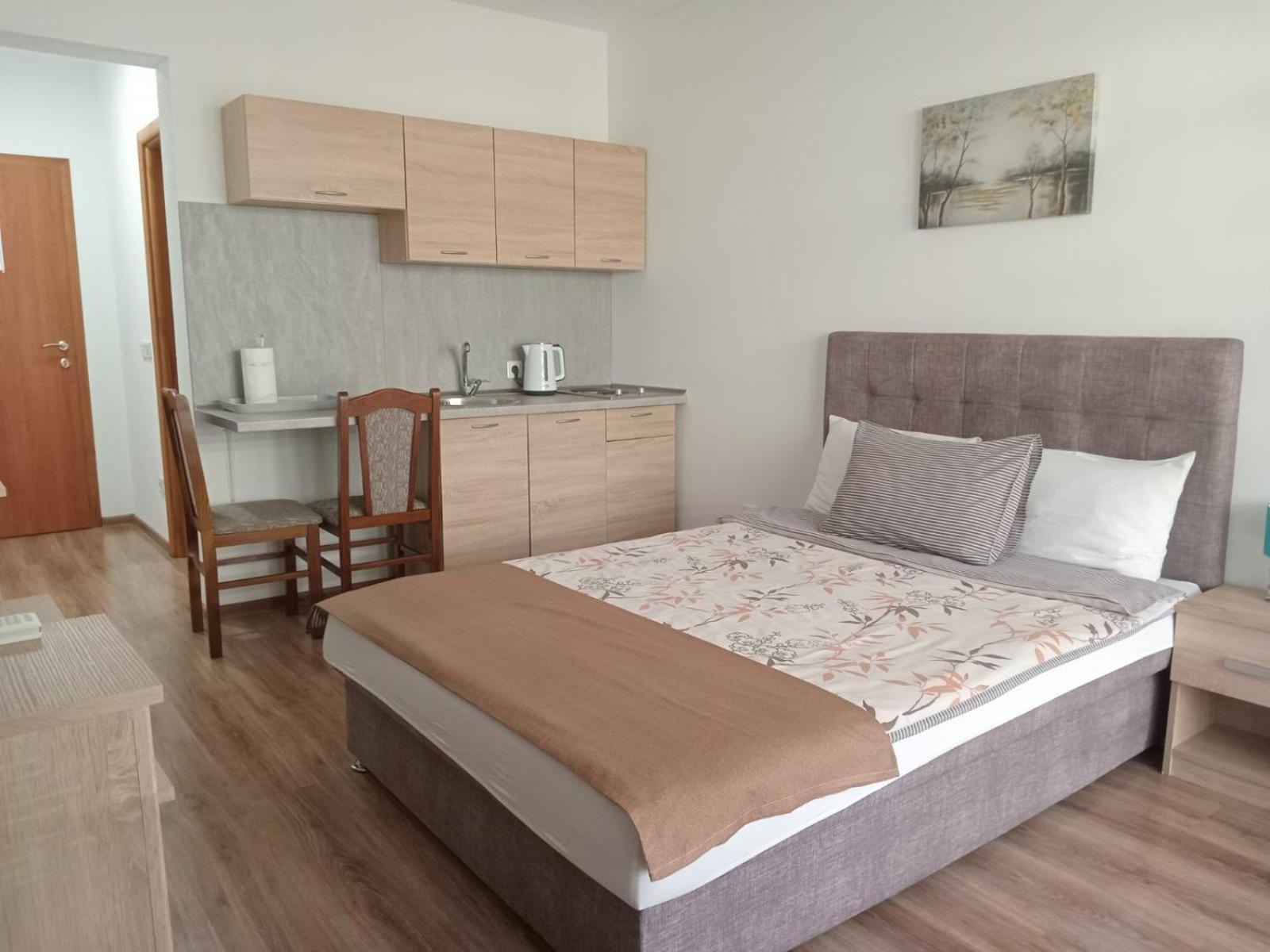 Apartments Karic Aerodrom Tuzla Dubrave Gornje Esterno foto